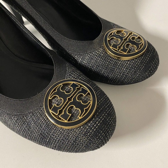 Tory Burch Pump Caroline Tweed Black Gold Round Toe Logo 9 M 3" Heel - Picture 3 of 11